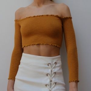 NWOT Golden Hour Ruffled Crop Top